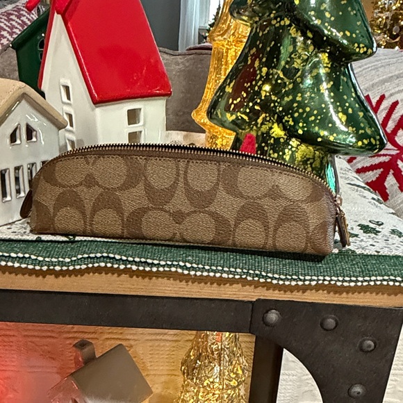 Coach Hudson crossbody in Color block New WO Tags includes pencil case - Picture 4 of 5